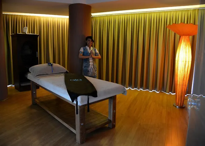 Hotel Anemon Fuar 4*